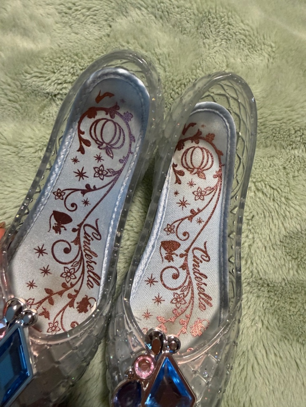 Disney’s Cinderella lights up jelly shoes for little girls - Picture 6 of 6